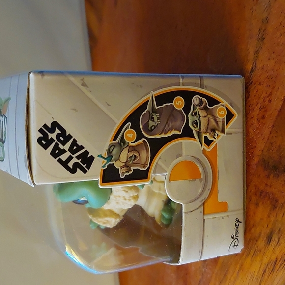 The Bounty Collection Star Wars Mandalorian Grogu Series 1 #3 - Picture 2 of 7